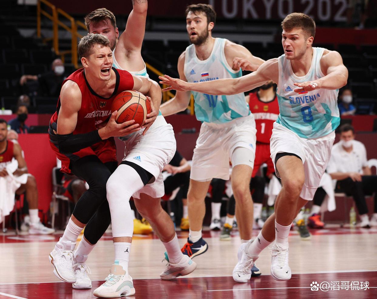 开云登录入口-深圳男篮调整名单备战德国杯东契奇连续五场比赛得分超过挺进下一轮，浙江稠州赛前迎来里程碑直接炸裂 